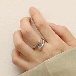 Funky Cute Hugging Hands Design Finger Ring